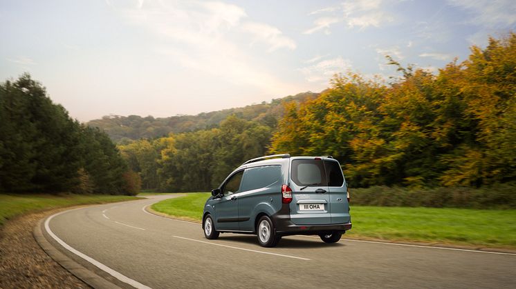 Ford Transit Courier 2018