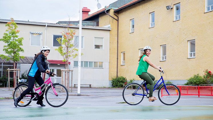 Tillsammans med hyresgäster och många andra ordnade MKB trevliga aktiviteter och jobbtillfällen som nådde 9 000 personer i somras. Aktiviteterna är ett led i MKB:s arbete för social hållbarhet och trygghet.  Förutom helt, rent och snyggt fokuserar MK