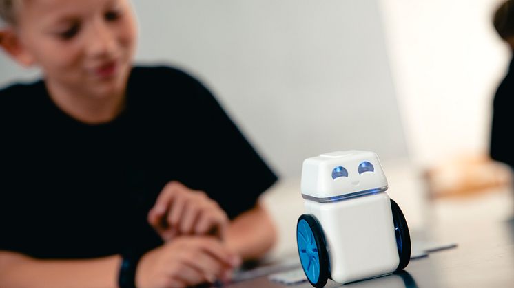 KUBO lär ut programmering på ett pedagogiskt och konkret sätt.