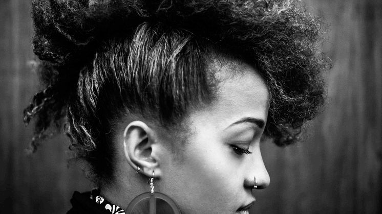 Barbara Moleko spiller akustisk januar-koncert i VEGA