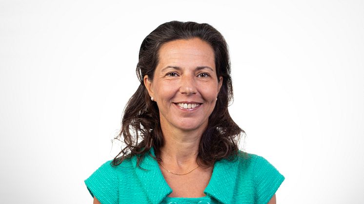 Eva Tamas.jpg
