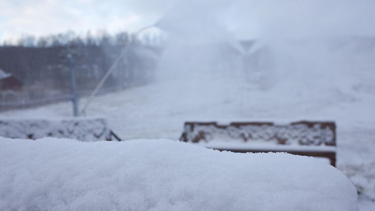 Snökanonerna igång i Hemavan