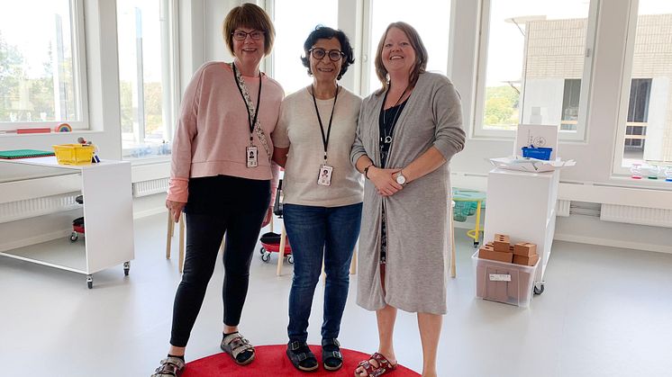 Pedagogerna Maud, Zahra och Anki ser fram emot en spännande höst på den nya förskolan i Umami Park.