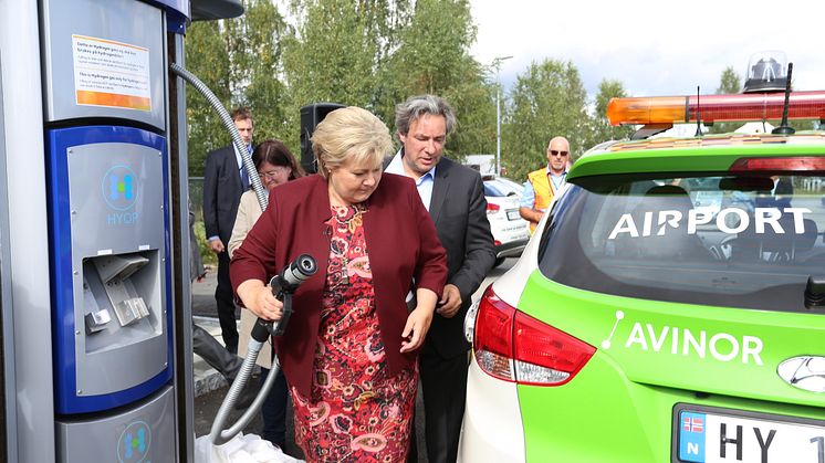 Erna åpner hydrogenstasjon