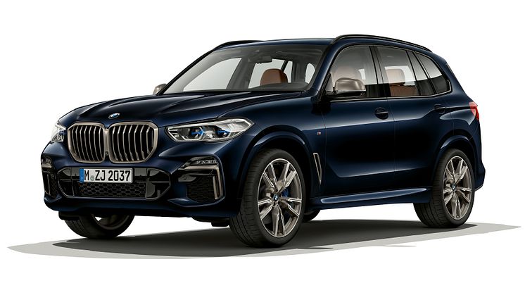 BMW X5 M50i