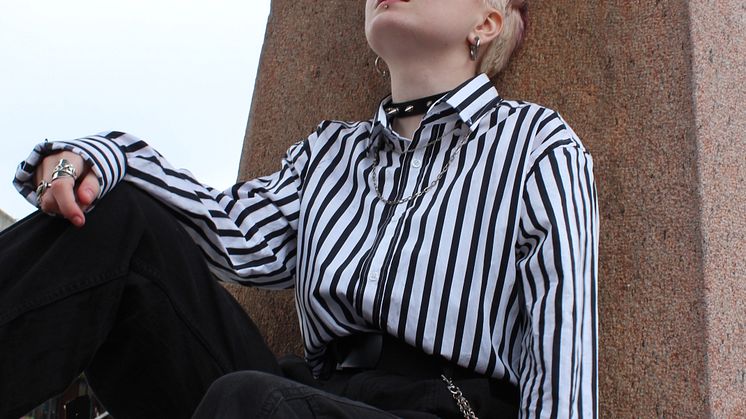 VOCAL LONER