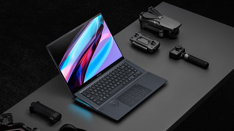 Zenbook Pro 16X OLED_UX7602_Scenario photo_05