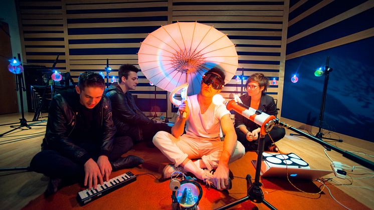 Glasvegas återvänder med EUPHORIC /// HEARTBREAK \\\