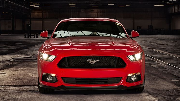 ​Nye Mustang når 0-100 km/t på under 5 sekunder; europeere har allerede bestilt 2.200 av Fords raskeste produksjonsmodell