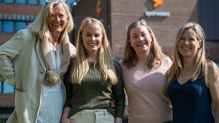 Fra venstre prosjekteier Liv Skotner (Sporveien), Nicoline Bjerge (Sporveien), Vibeke Bassøe (NoA Ignite), Cecilie K. Hårvik (NoA Ignite).