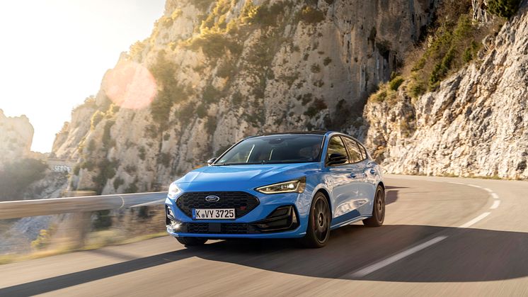 2024_FORD_FOCUS-ST_19.jpg