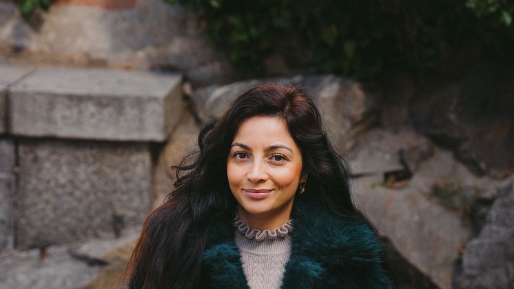 En porträttbild på Elaf Ali