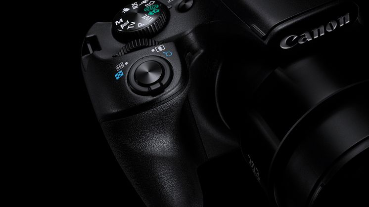 PowerShot SX540 HS_Grip_BK_Background