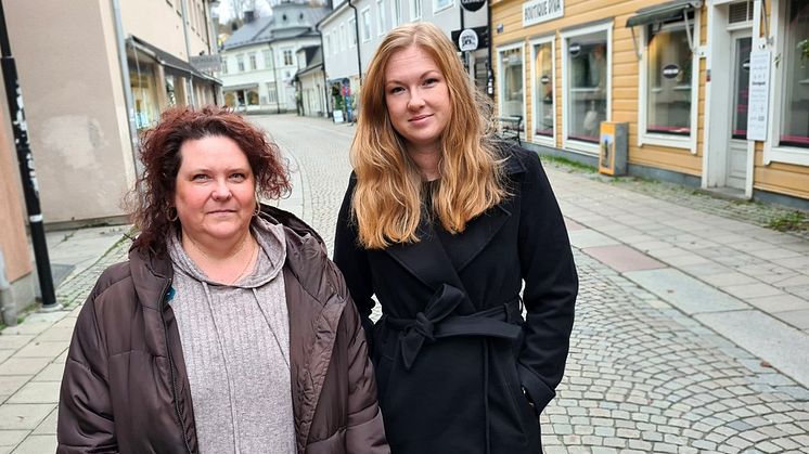 Janina Witoslaw och Frida Langvad från Fokushuset i Tiohundra ser ett behov av att kunna stötta anhöriga till personer i missbruk på ett bra sätt.