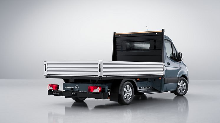 Mercedes-Benz eSprinter 2024