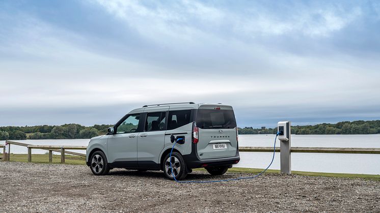 2024_FORD_E-Tourneo_Courier_23.jpg