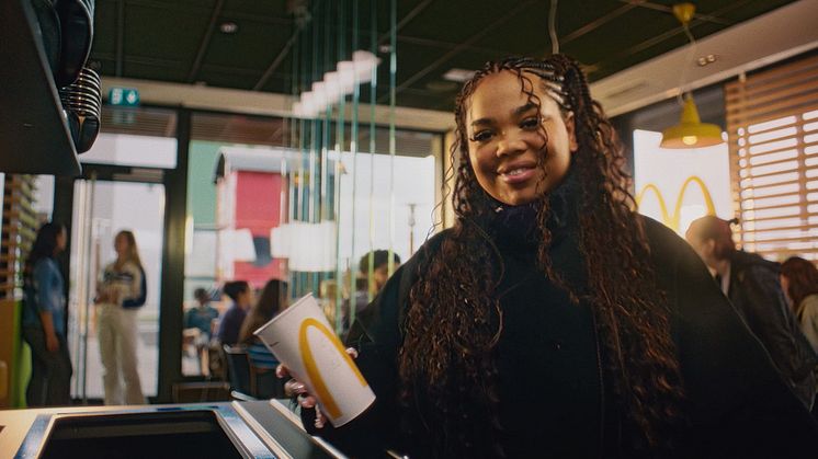 McDonald's Deutschland ruft gemeinsam mit Zoe Wees zu mehr Ressourcenwertschätzung auf.