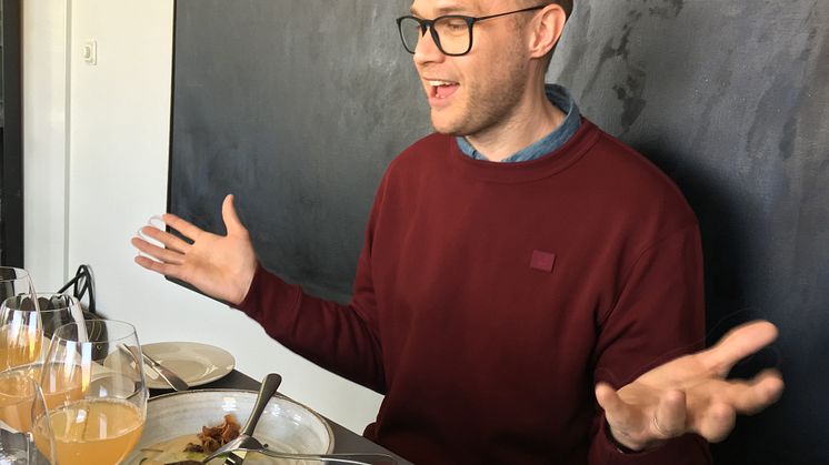 Johan Swahn, doktor i sensorisk marknadsföring för inspiration och trendanalys med fokus på smak, mat-och måltider är en av föreläsarna på Regional matkultur Skånes Knytkalas på Allé på Österlen 5 november. Foto: Anna Lind Lewin.