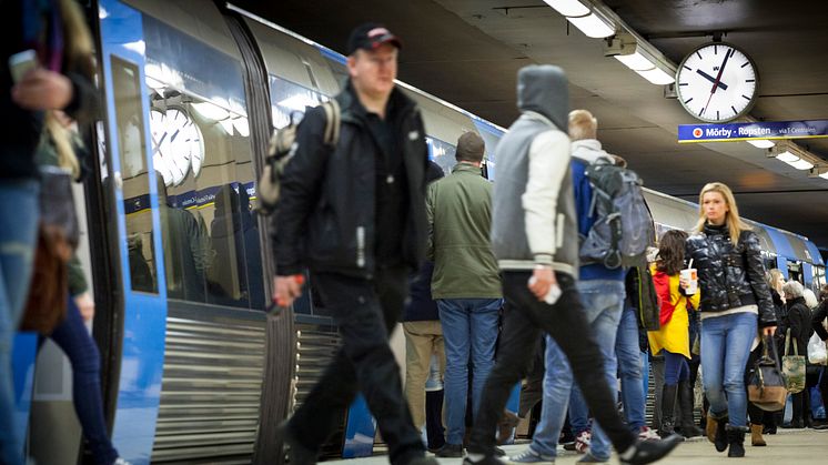 Så gör du tunnelbaneresan ännu säkrare