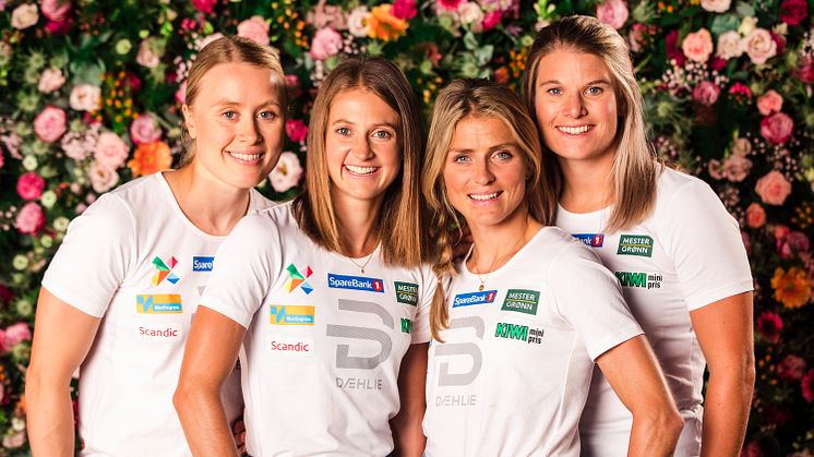 Therese Johaug, Ragnhild Haga, Ingvild Flugstad Østberg, Therese Johaug og Mari Eide frontet årets Rosa sløyfe-aksjon for Mester Grønn.