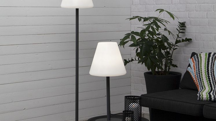 Golvlampa & bordslampa till uteplatsen