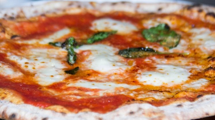 Giro gästspelar på restaurang AG onsdag den 27 april