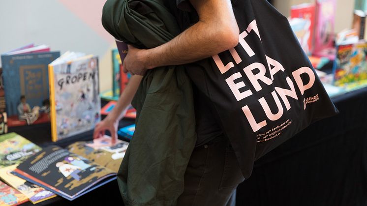 Allvar, humor och internationella gäster på digitalt Litteralund