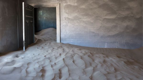 DUNKERS PRESSVISNING: BORDERLANDS, FOTOGRAFIER AV HELENE SCHMITZ 
