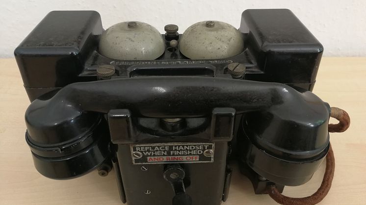 Das Feldtelefon aus Churchills Arbeitsraum. Foto: SPSG. 