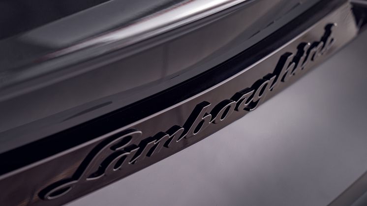 Lamborghini Urus S