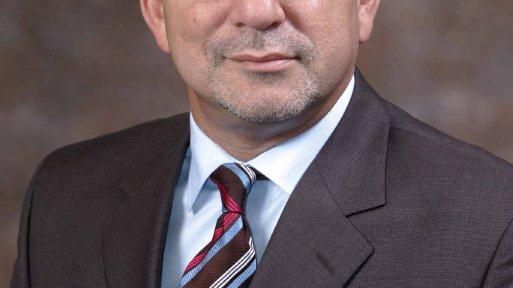 Trevor Manuel joins prestigious speaker line-up at the 2014 Discovery Leadership Summit 