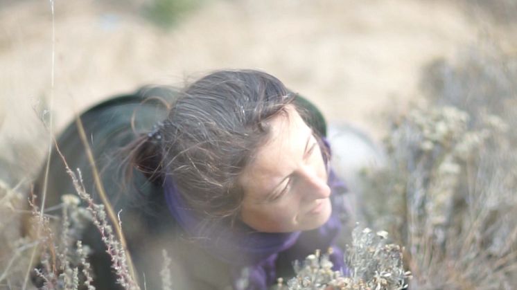 Viktoriia Khoroshylova presenterar nya verket Our bodies are seeds 23 sept under Malmö Gallerihelg 2022 på Mitt Möllan