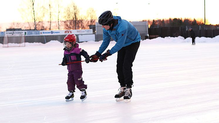 Fram till och med sportlovet kan du åter låna skridskor kostnadsfritt på Norrtälje Sportcentrum.