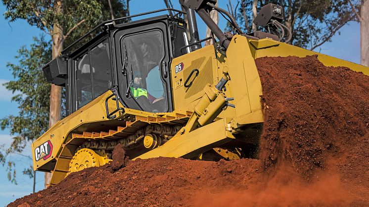 CAT D5 schaktar, vy underifrån