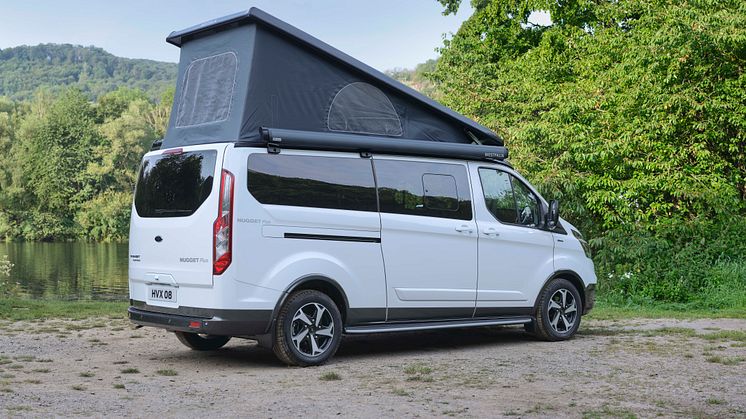 Nugget_Active_03_Hero_Ext_Rear_3_4_Roof_Up_1