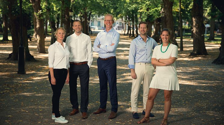 Evident Lifes grundare. Från vänster: Katti Saare, Johan Eriksson, Lars Einar Pettersson, Jonas Perninge och Michaela Bruneheim.