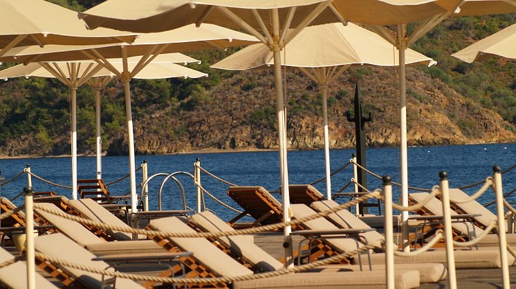 Holidays Costa Lot Less In Eurozone Resorts  - But Can’t Match Bulgaria’s Bargain Basement Prices   Post Office® Travel Money Holiday Costs Barometer reveals best value summer hotspots 