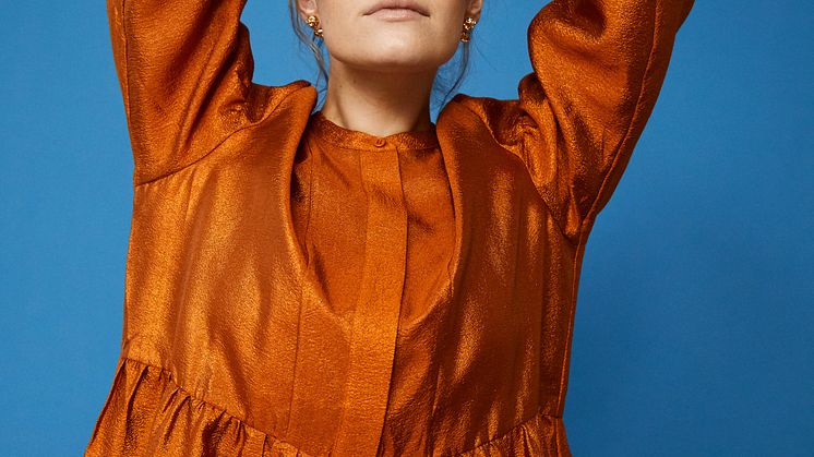 Helena Leinebø synger om å ikke la seg styre av andre mennesker i sin nye låt «See Me Now». Foto: Sara Angelica Spilling / Pudder Agency