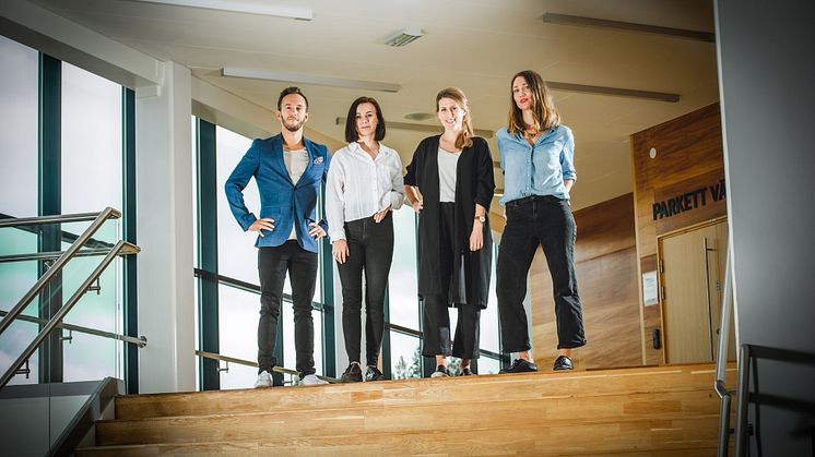 Från vänster: Andreas Eklund, verksamhetschef Go Business, Jonna Valikainen, affärscoach Luleå, Lisa Kejving, affärscoach Skellefteå och Camilla Neideman, affärscoach Piteå. Fotograf Anders Westergren 