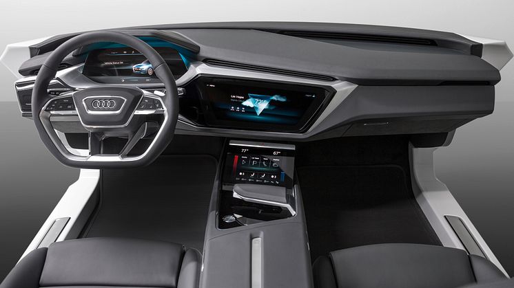Audi e-tron quattro concept - cockpit