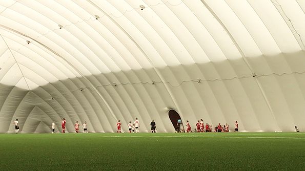 Fotbollshallen är nu nere