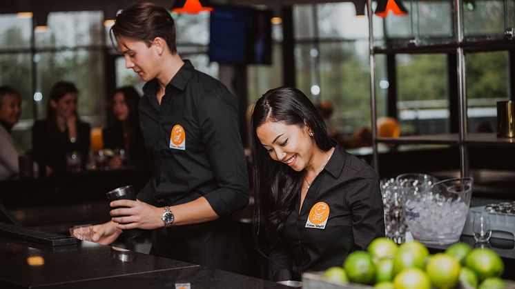 Bartendere på jobb gjennom Time2Staff