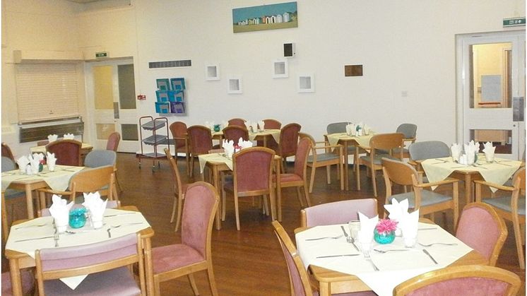 Can you provide healthy meals for service users?
