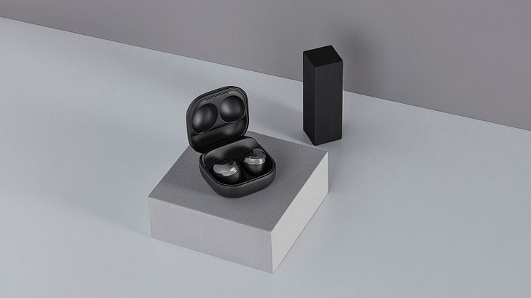 Galaxy Buds Pro_Lifestyle_(6)