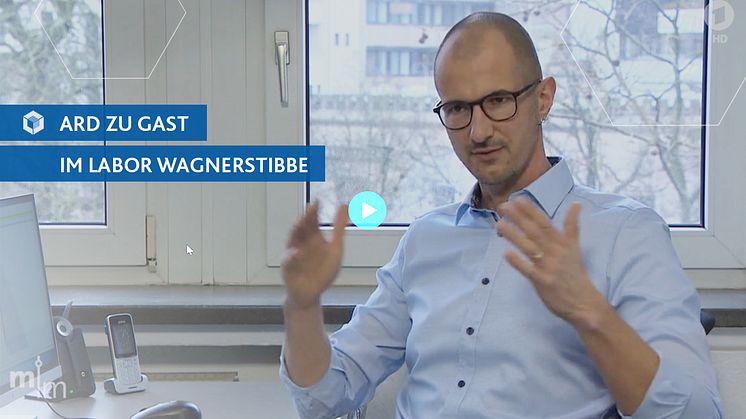 Die ARD zu Gast im Labor wagnerstibbe: Hannoveraner Laborteam erklärt Vollsequenzierung