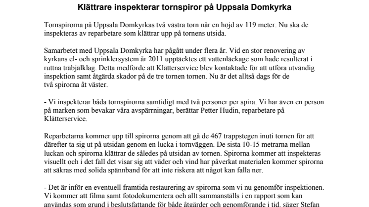 Klättrare inspekterar tornspiror på Uppsala Domkyrka