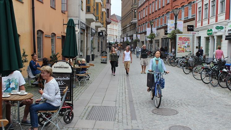 En ökad förståelse bland Sveriges kommuner om hur stadsbyggande påverkar trafikalstring och bilinnehav är av stor betydelse för att vi ska uppnå Sveriges energi- och klimatmål. 
