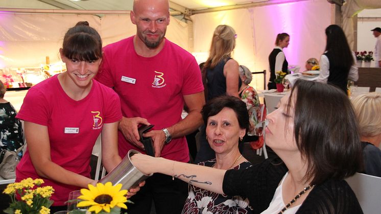 Benefiz-Veranstaltung: 3. Bärenherz Sommernacht bringt  19.000 Euro für Kinderhospiz (Impressionen)