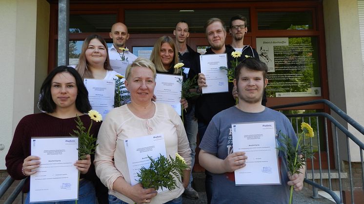 Wir gratulieren: Marta Buchowicz (Neukirchen), Melina Dönges (Schwalmstadt), Anna-Lena Haust (Schwalmstadt), Andre Hommel (Borken), Fabian Kitz (Schwalmstadt), Stefan Morasch (Schwalmstadt), Marcel Säger (Frielendorf), Miriam Wettlaufer (Frielendorf)