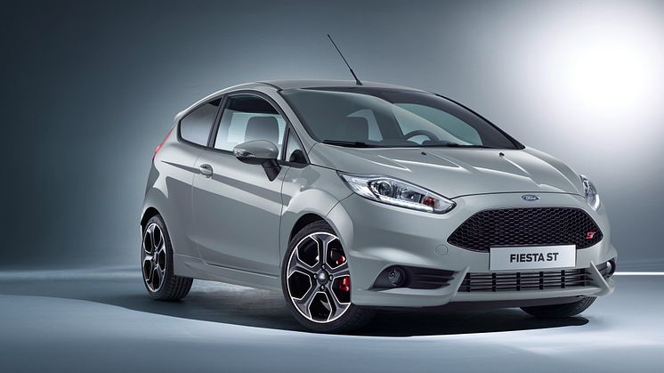 Ford viser ny Fiesta ST200, ny Kuga  og Ford GT for gate og bane i Geneve